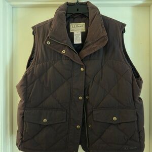 Women's L.L.Bean Waxed Cotton Down Vest Dark Brown.